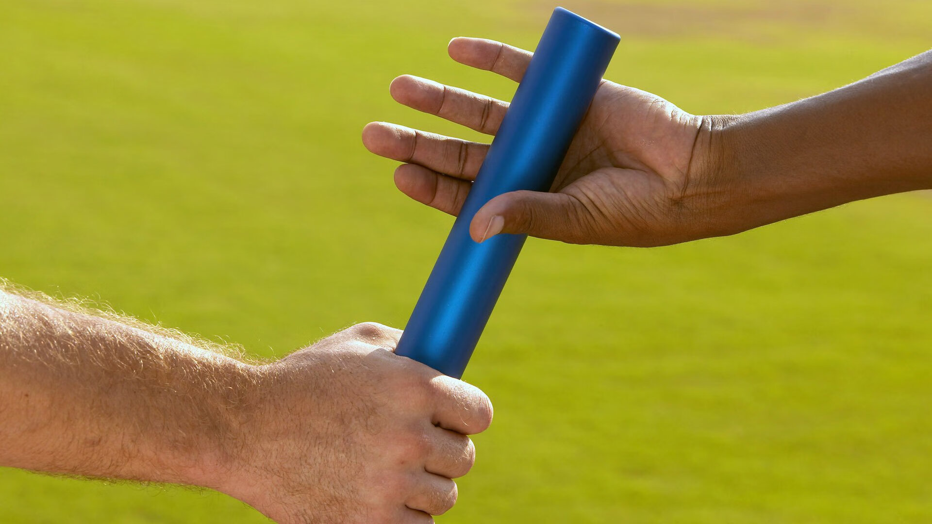 历史上的第一人：首次夺冠的瞬间，第一位冠军